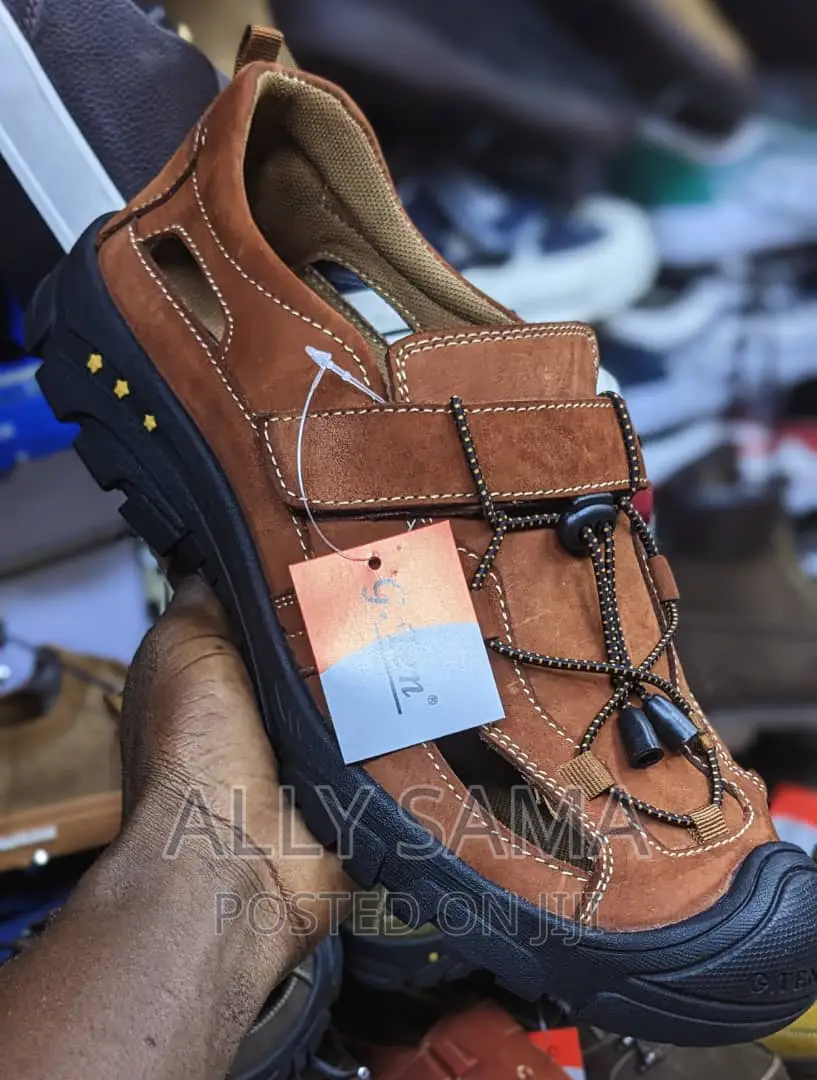 Open Shoes New Brand (G.TEN)