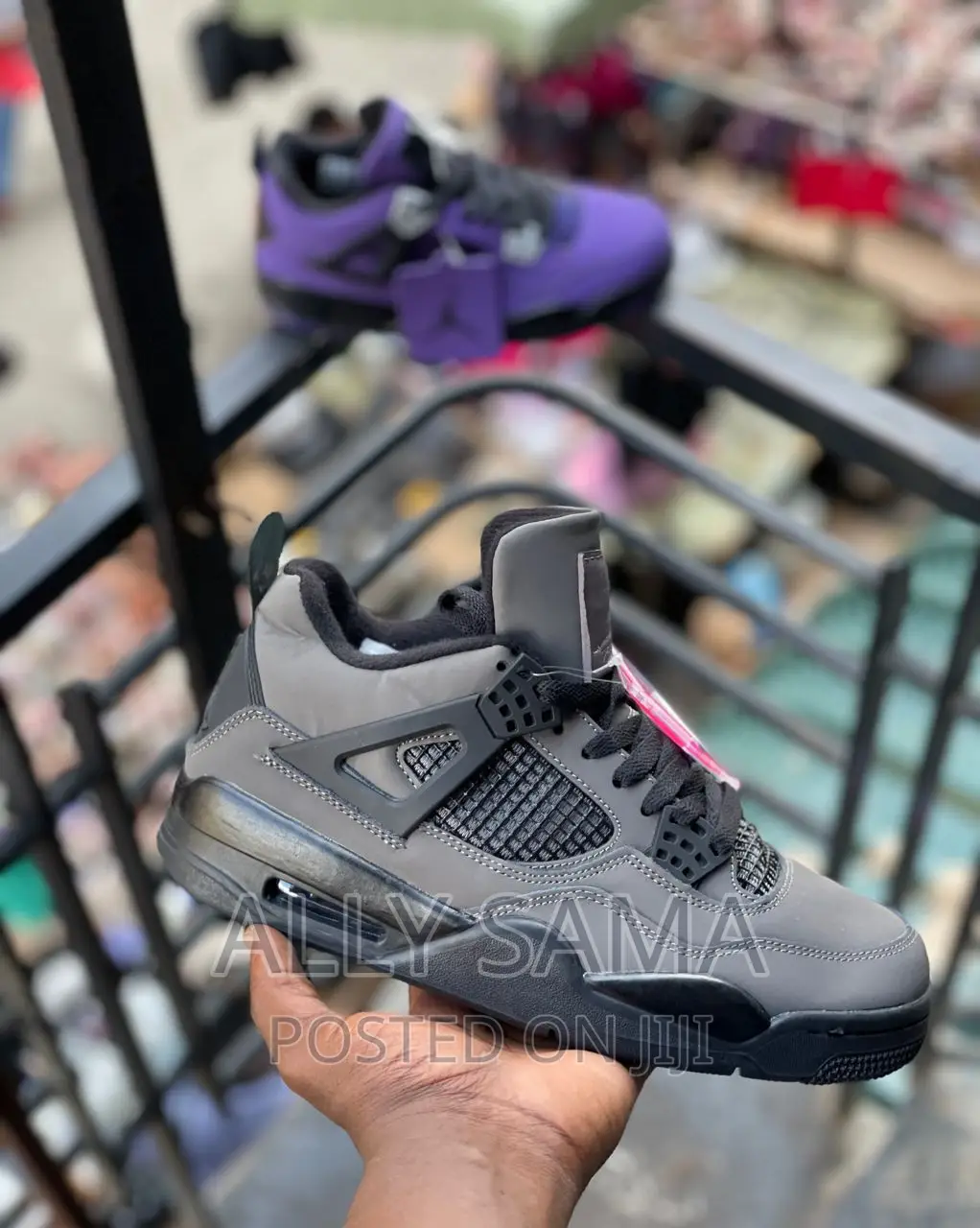 Mens Sneakers Jordan4