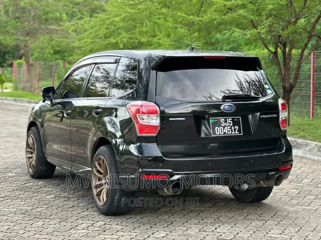 Subaru Forester 2013 Black