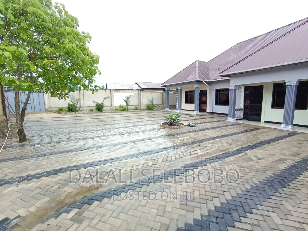 2bdrm Maisonette in Mbezi Kibanda Cha, Kimara for rent