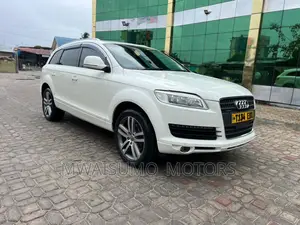 Audi Q7 2007 White