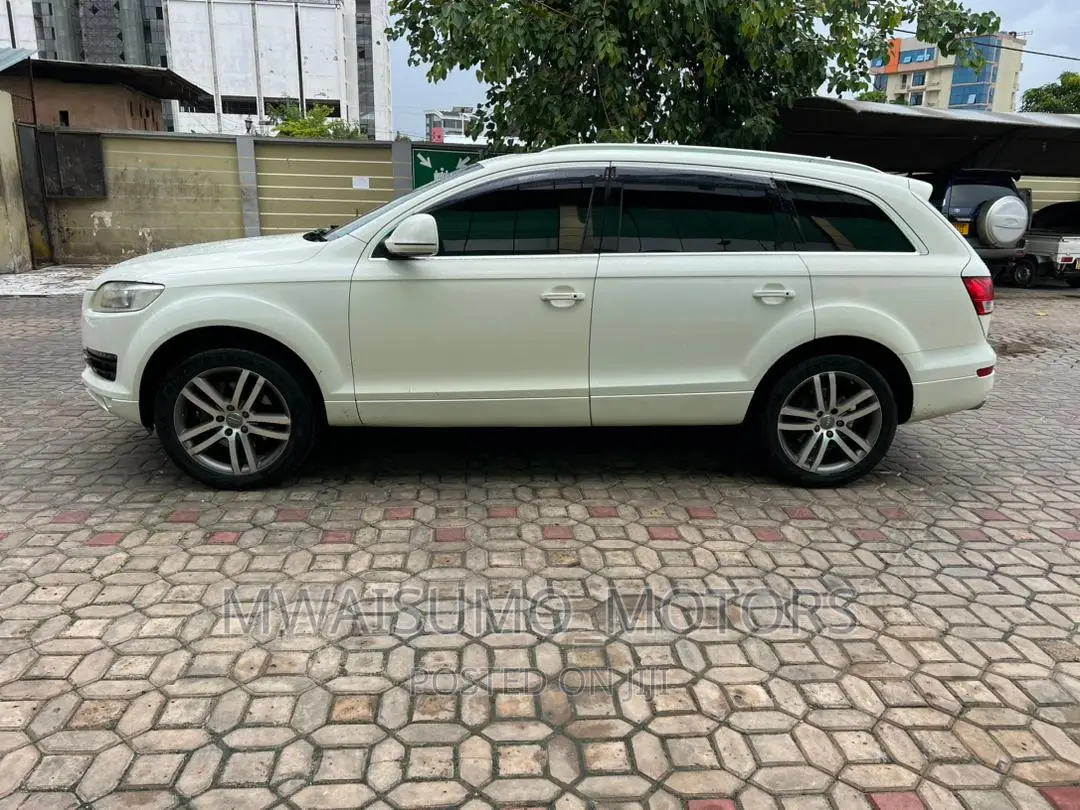 Audi Q7 2007 White