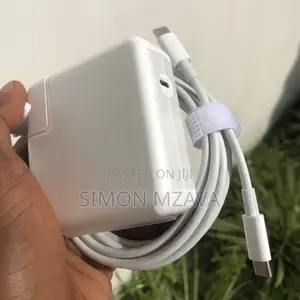 Apple Macbook Pro, Air, iPad Charger 61W Type C Available