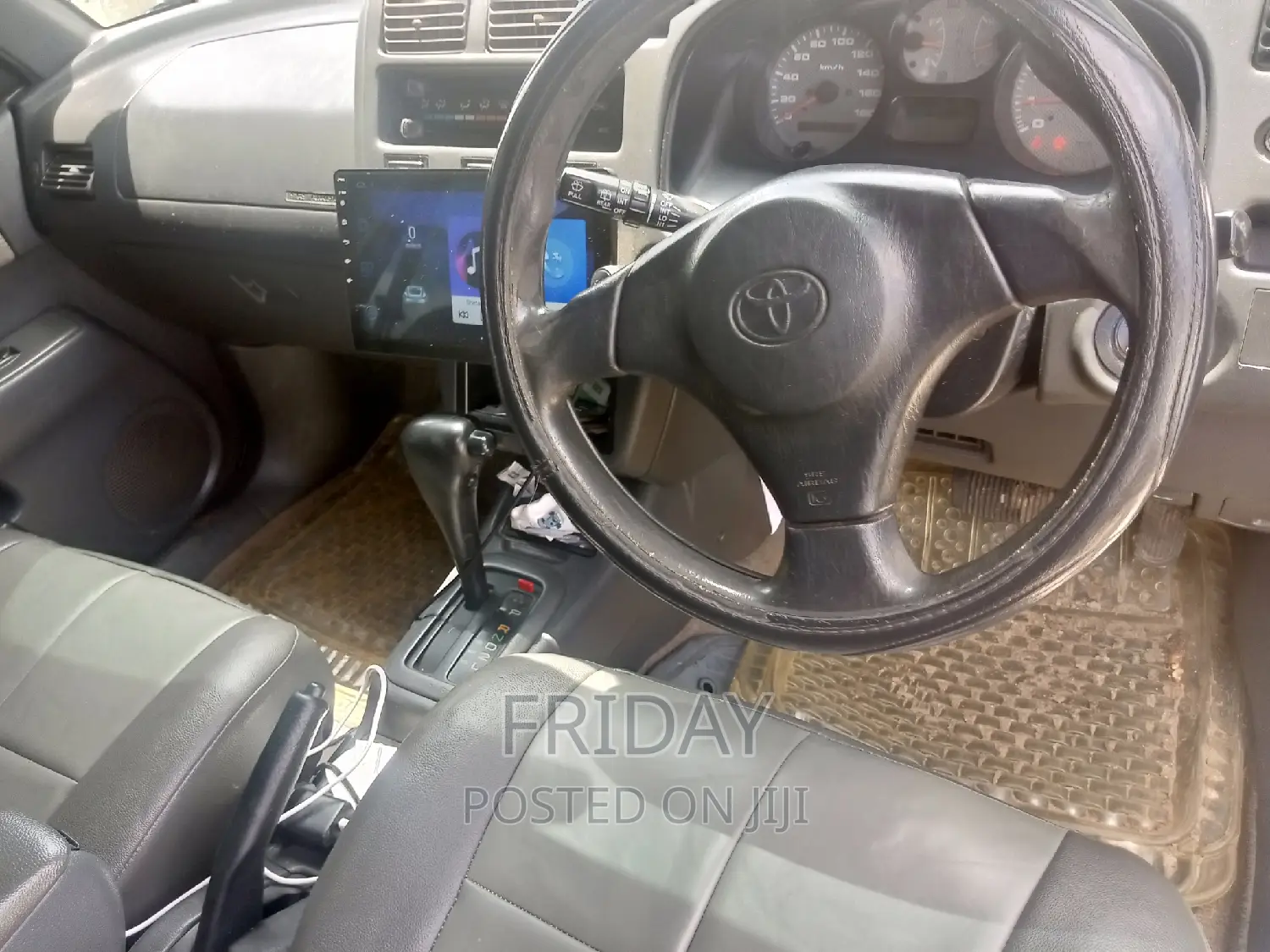 Toyota RAV4 Automatic 2002 White