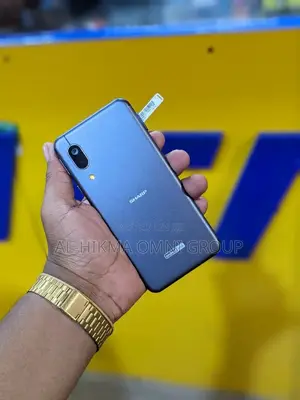 Sharp Aquos Sense 32 GB