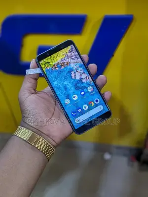 Sharp Aquos Sense 32 GB