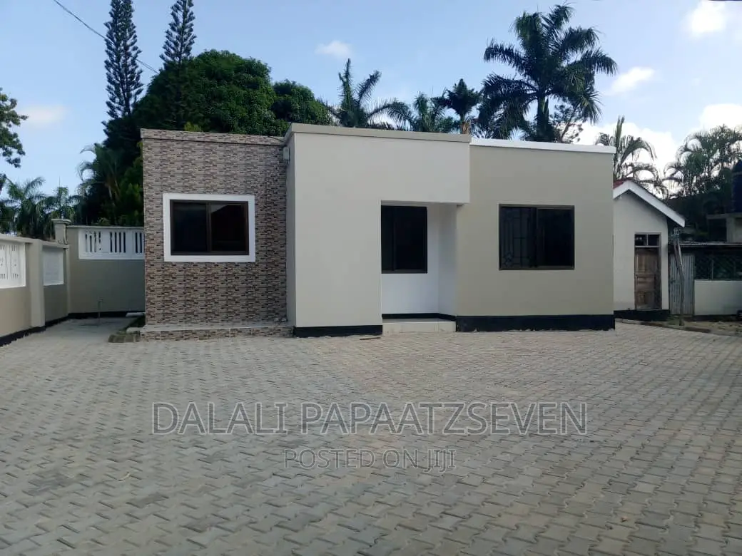 1bdrm Apartment in Dalalipapaatzseven, Kinondoni for rent