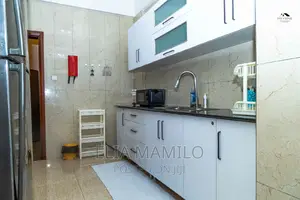 Furnished 3bdrm Apartment in Oysterbay for rent
