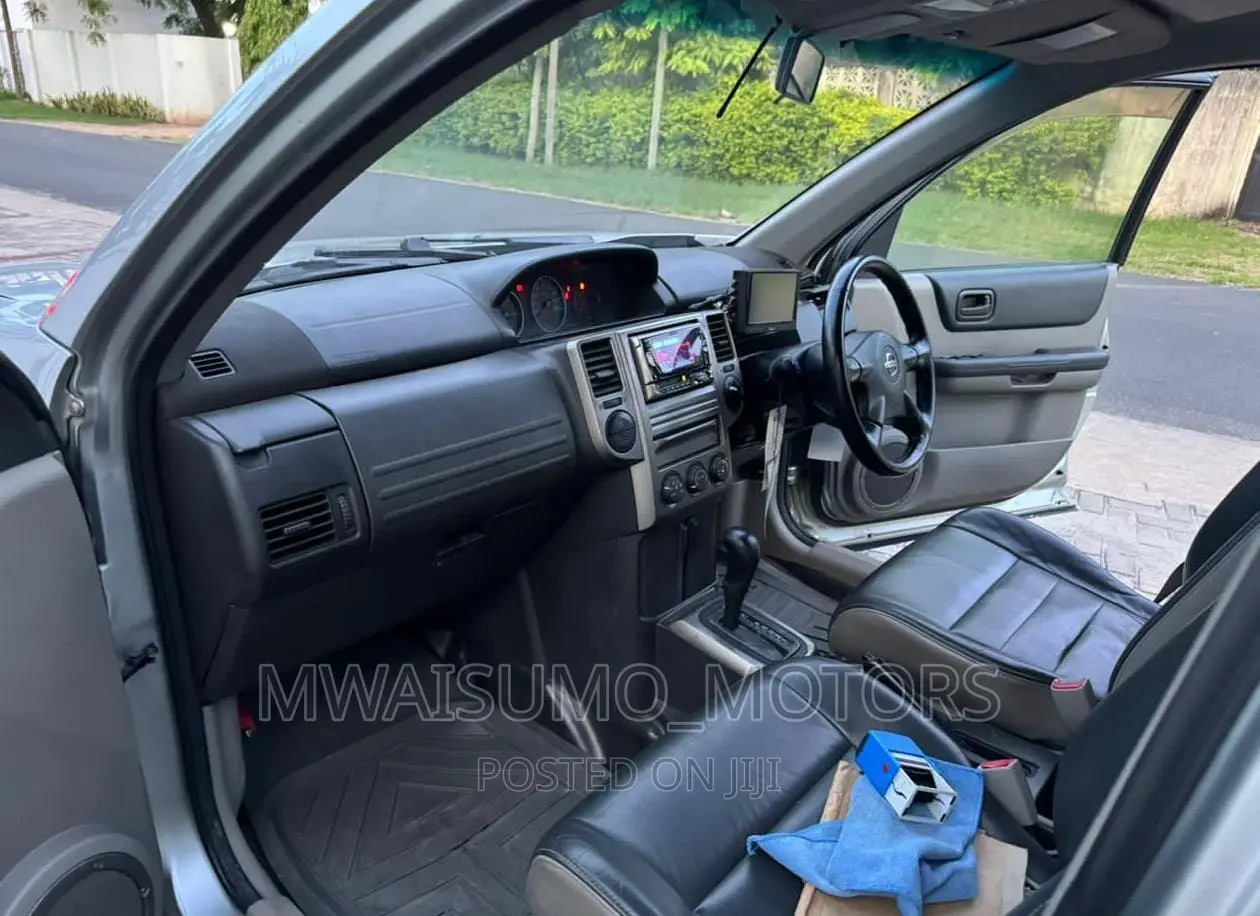 Nissan X-Trail 2003 Silver