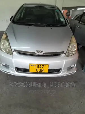 Toyota Wish 2006 Silver