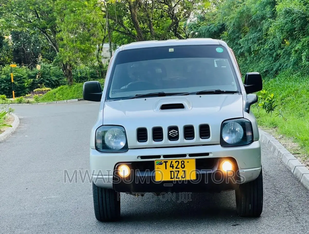 Suzuki Jimny 2001 Silver