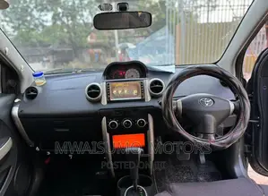 Toyota IST 2005 Gray