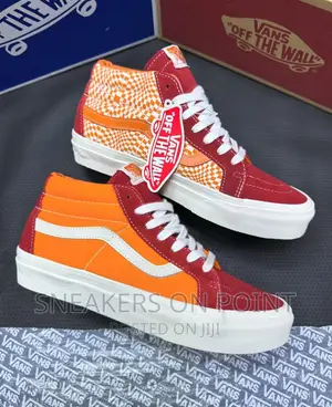 Brand New Old School Vans Off the Wall