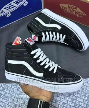 Brand New Old School Vans Off the Wall