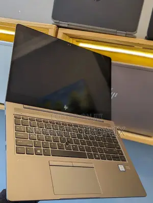 New Laptop HP ZBook 15u G5 16GB Intel Core I7 SSD 256GB