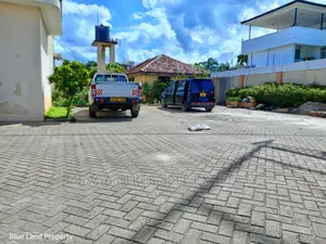 4bdrm House in Mikocheni for rent