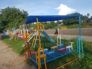 Photo - Solid Play Ground With Chairs