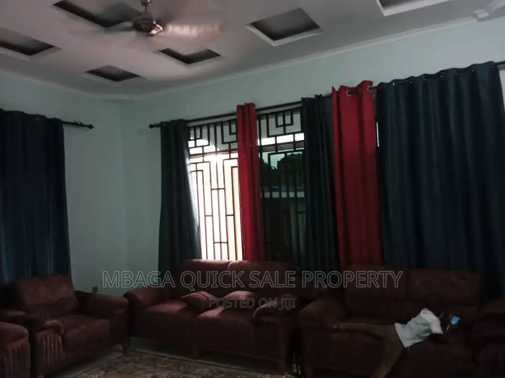 4bdrm House in Chamanzi Shule, Mbagala for sale