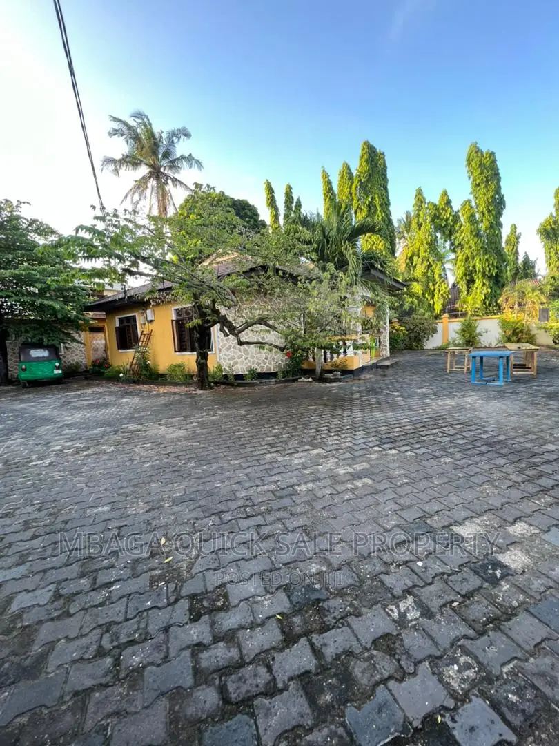 3bdrm House in Mbezi Beach Africana for rent
