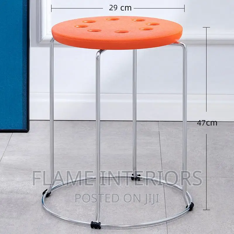 Classic Crum Stool