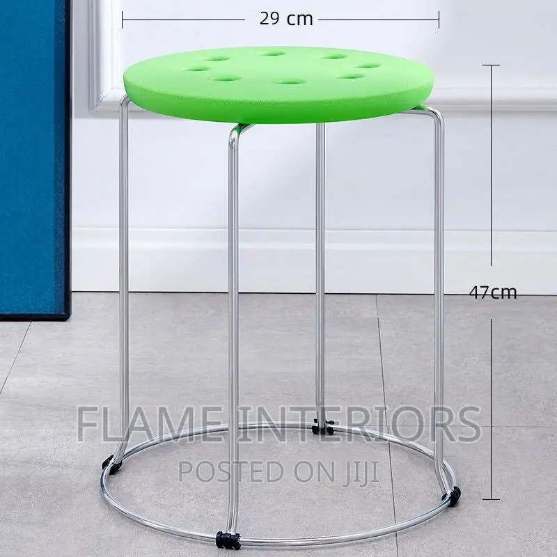 Classic Crum Stool