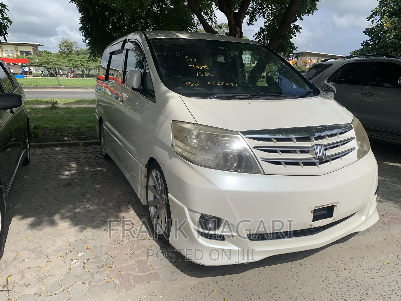 Toyota Alphard 2005 White