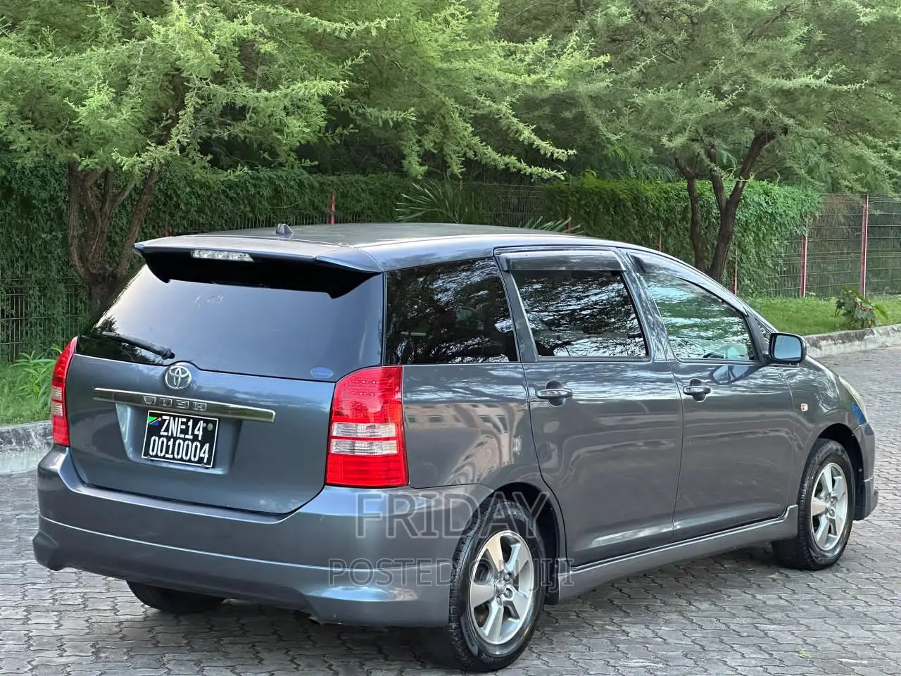 Toyota Wish 2003 Gray