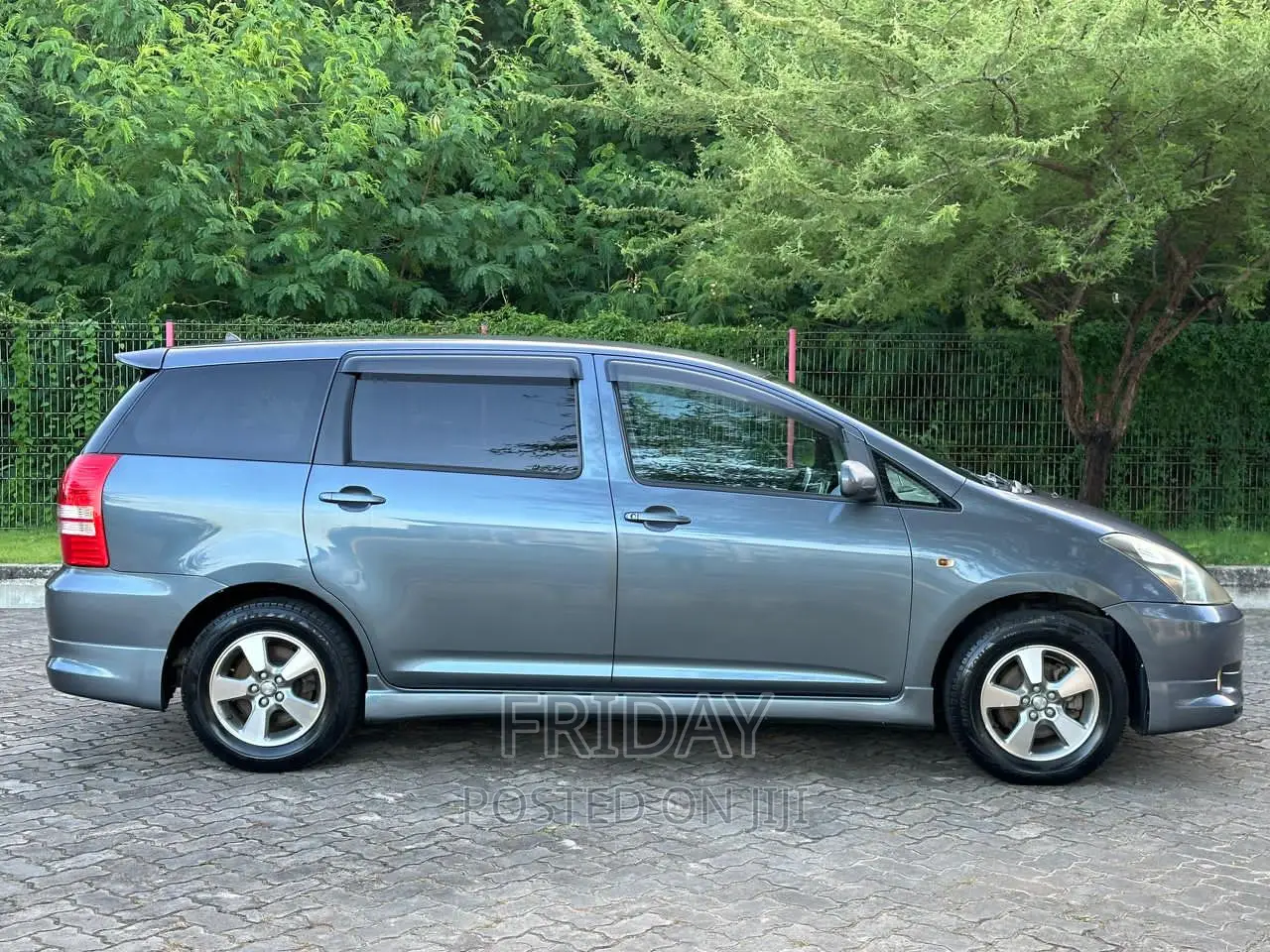 Toyota Wish 2003 Gray