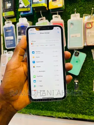 Apple iPhone XR 128 GB White
