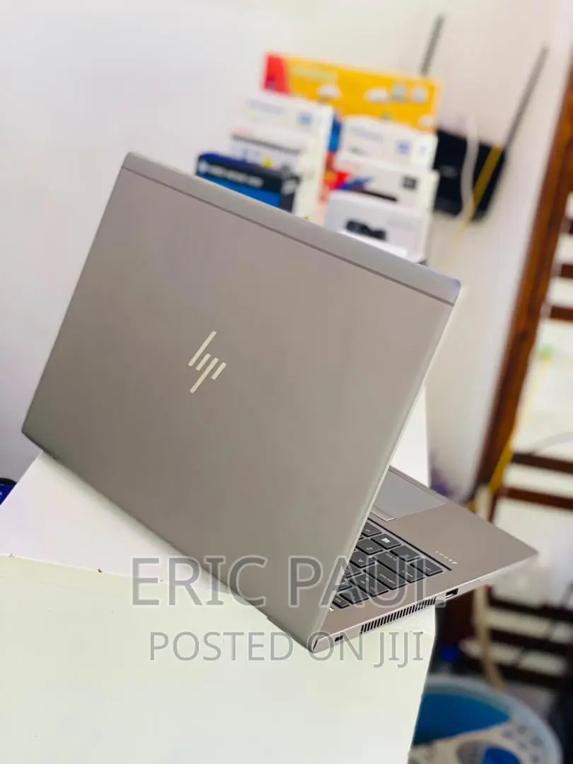 Laptop HP ZBook 15u G5 16GB Intel Core I7 SSD 256GB