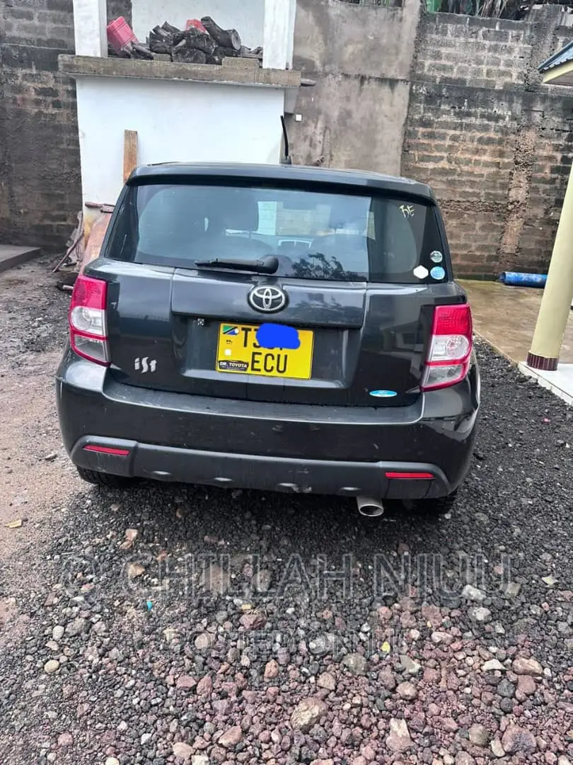 Toyota IST 2007 Black