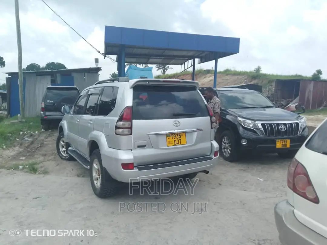 Toyota Land Cruiser Prado 2007 Silver