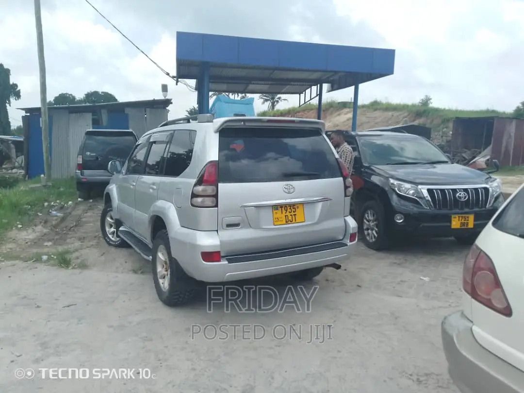 Toyota Land Cruiser Prado 2007 Silver