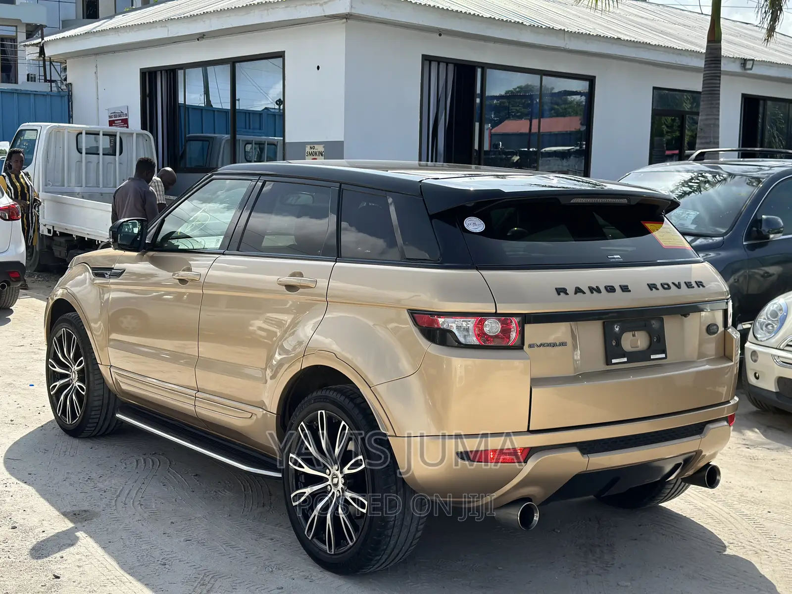 Land Rover Range Rover Evoque 2013 Gold