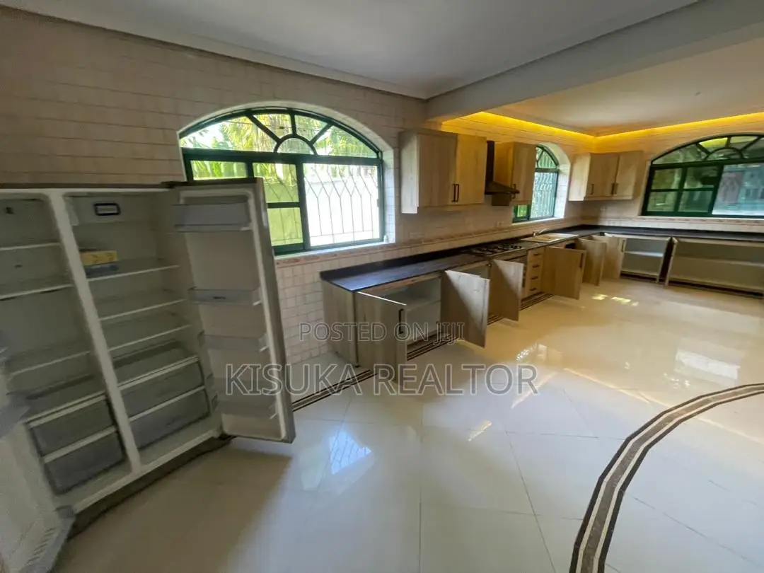 Furnished 5bdrm Villa in Oysterbay, Masaki for rent