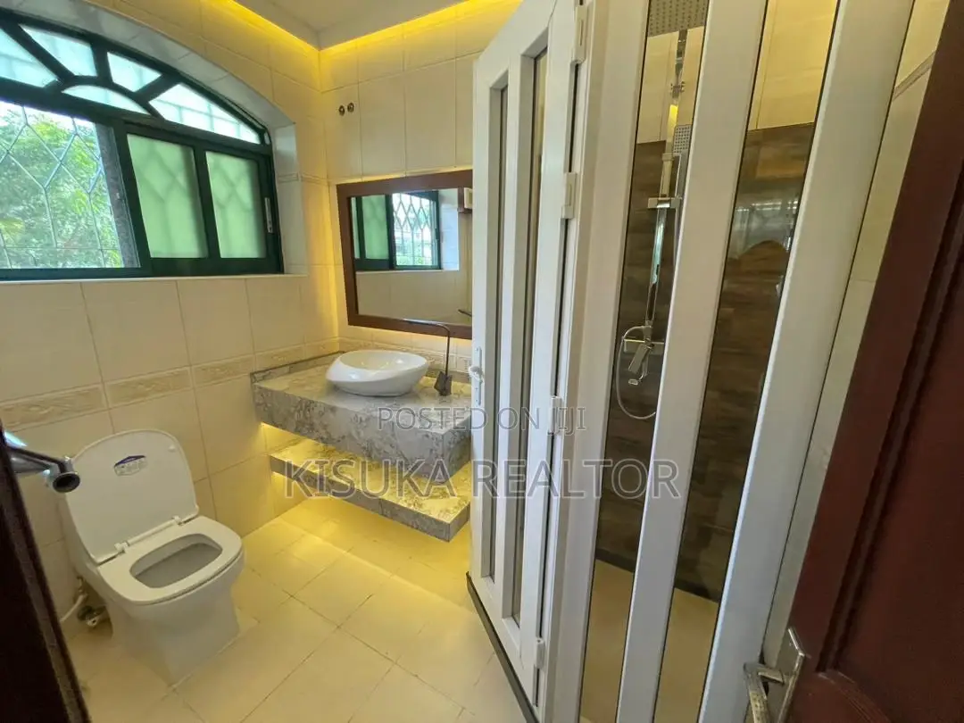 Furnished 5bdrm Villa in Oysterbay, Masaki for rent