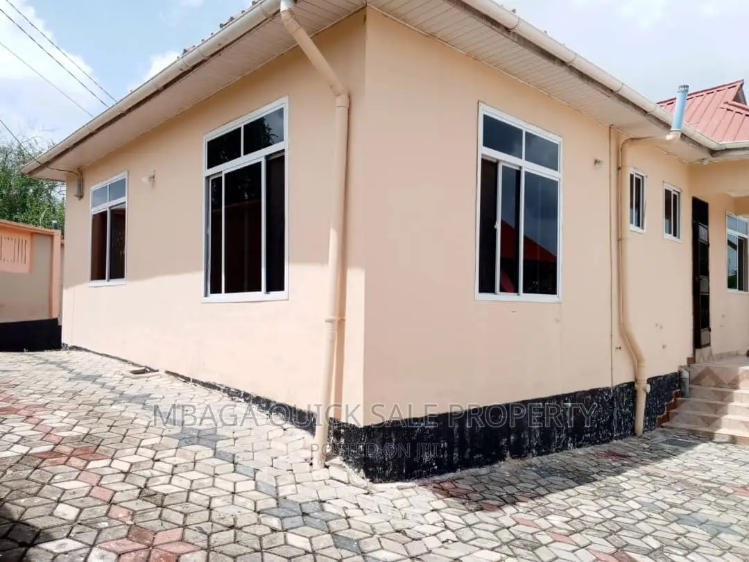 3bdrm House in Mbezi Msakuzi for sale