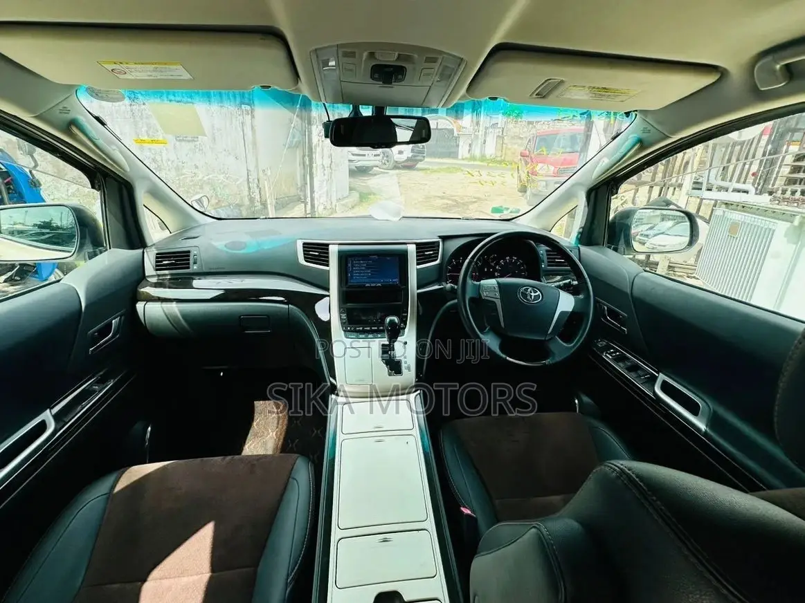 Toyota Alphard 2013 White