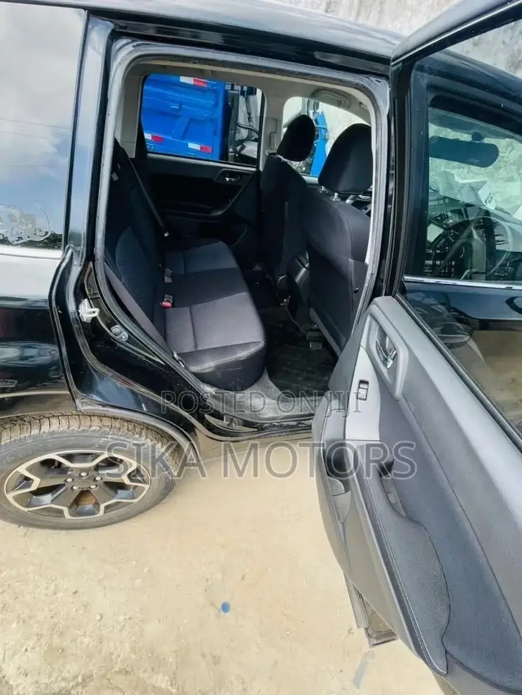 Subaru Forester 2013 Black