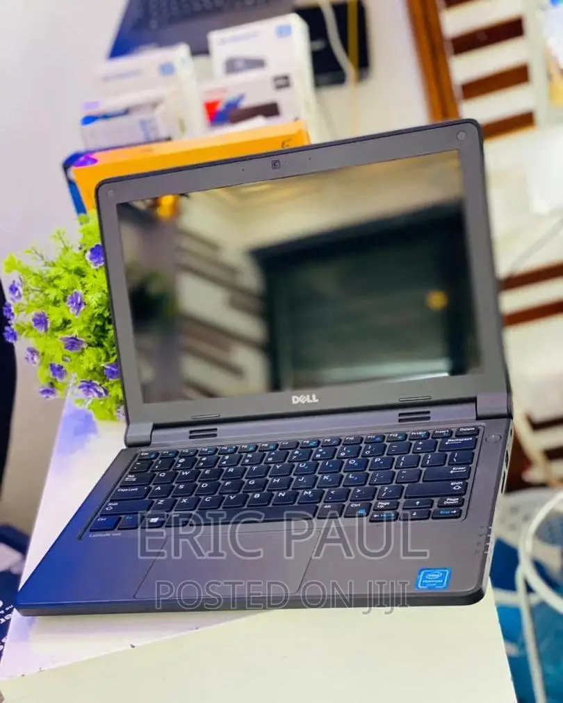 Laptop Dell Latitude 11 3160 4GB Intel HDD 500GB