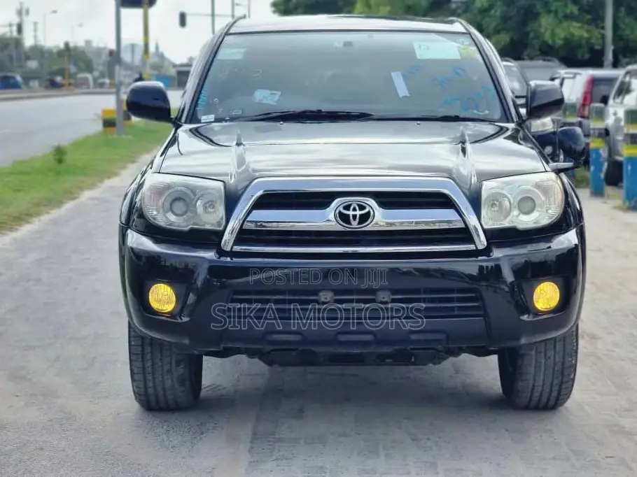 Toyota Hilux Surf 2.7 SSR 2006 Black