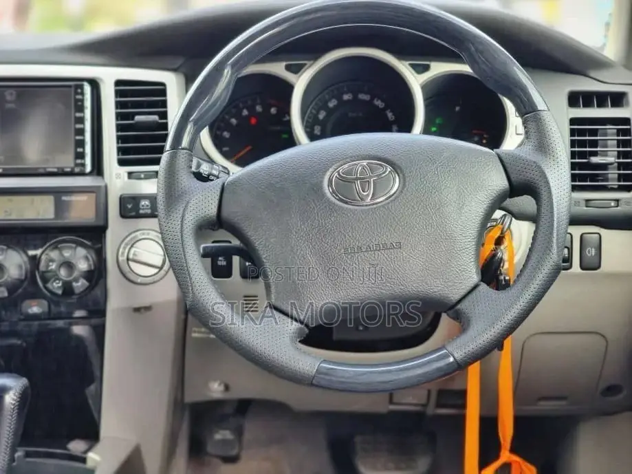 Toyota Hilux Surf 2.7 SSR 2006 Black