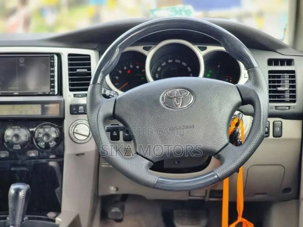 Toyota Hilux Surf 2.7 SSR 2006 Black