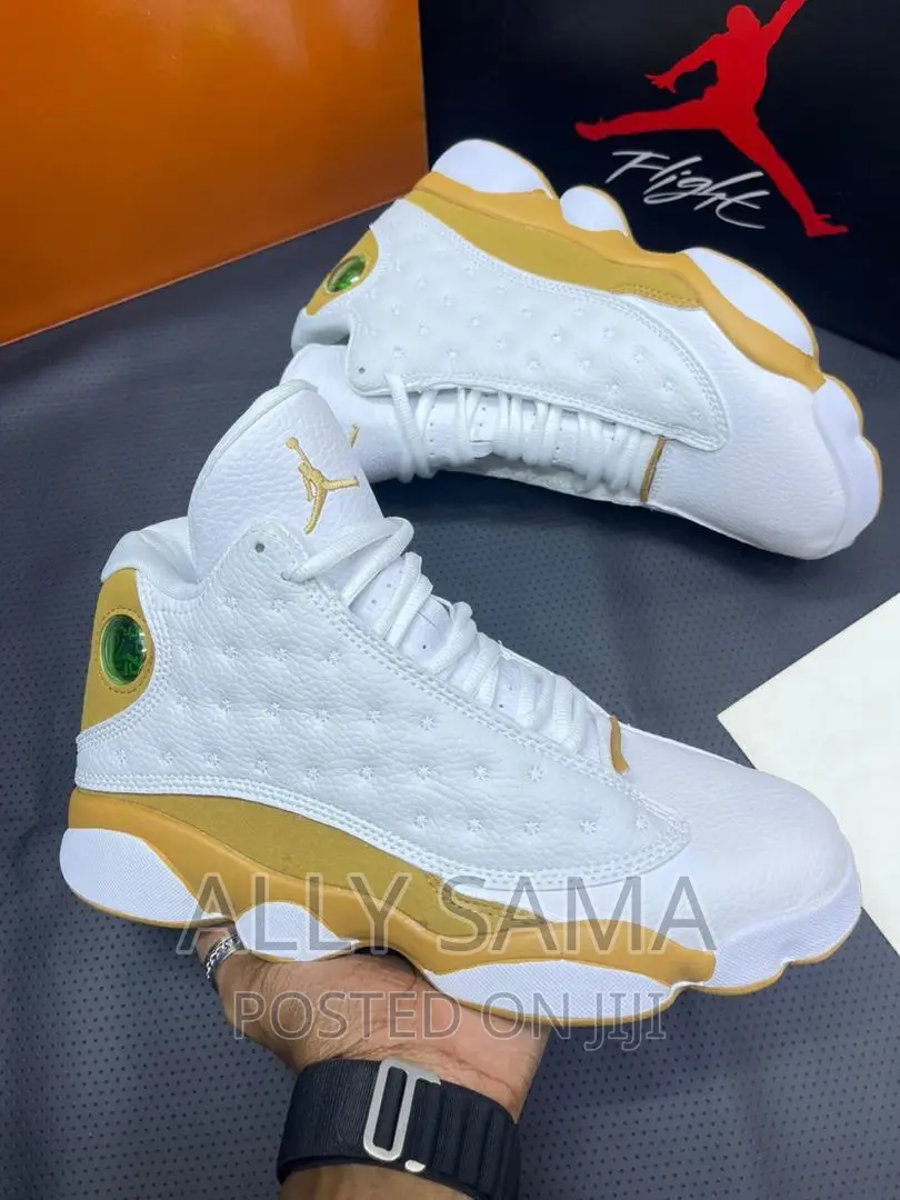 Mens Sneakers Airjordan White Gold