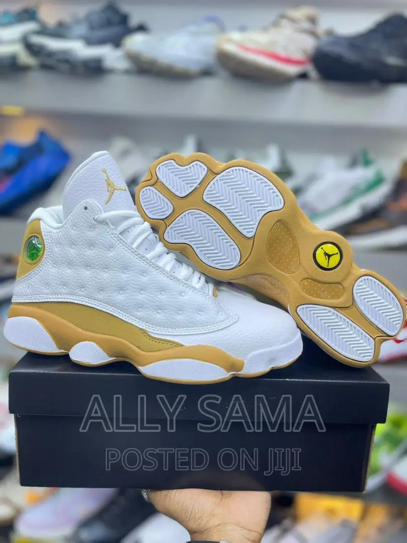 Mens Sneakers Airjordan White Gold
