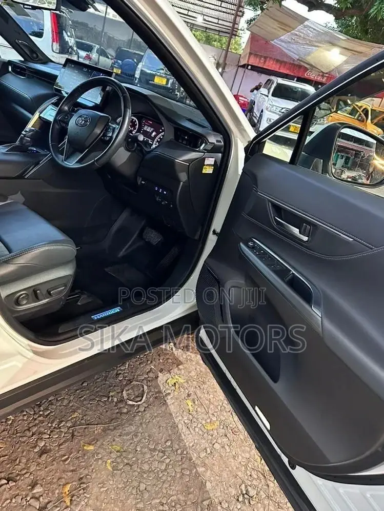 Toyota Harrier 2021 White