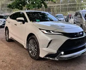 Toyota Harrier 2021 White