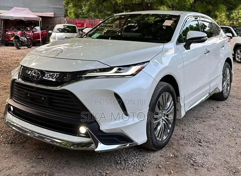 Toyota Harrier 2021 White