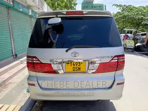 Toyota Alphard 2006 Silver