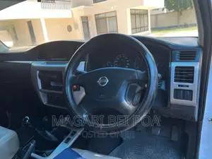 Nissan Patrol 2015 White